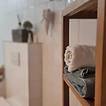3 Zi. 30 Min. Von Hamburg, * Klein Offenseth-Sparrieshoop