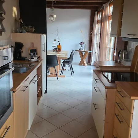 4 Kamin, Terrasse
